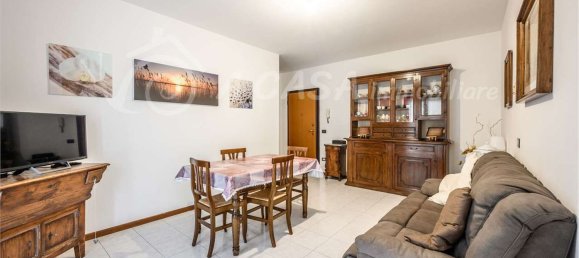 3 bedrooms Apartment in Medesano, Italy No. 380377 5