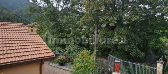 3 Schlafzimmer Villa in Montoggio, Italy, Nr. 275641 8