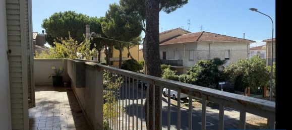 5 bedrooms House in Rosignano Marittimo, Italy No. 370753 6