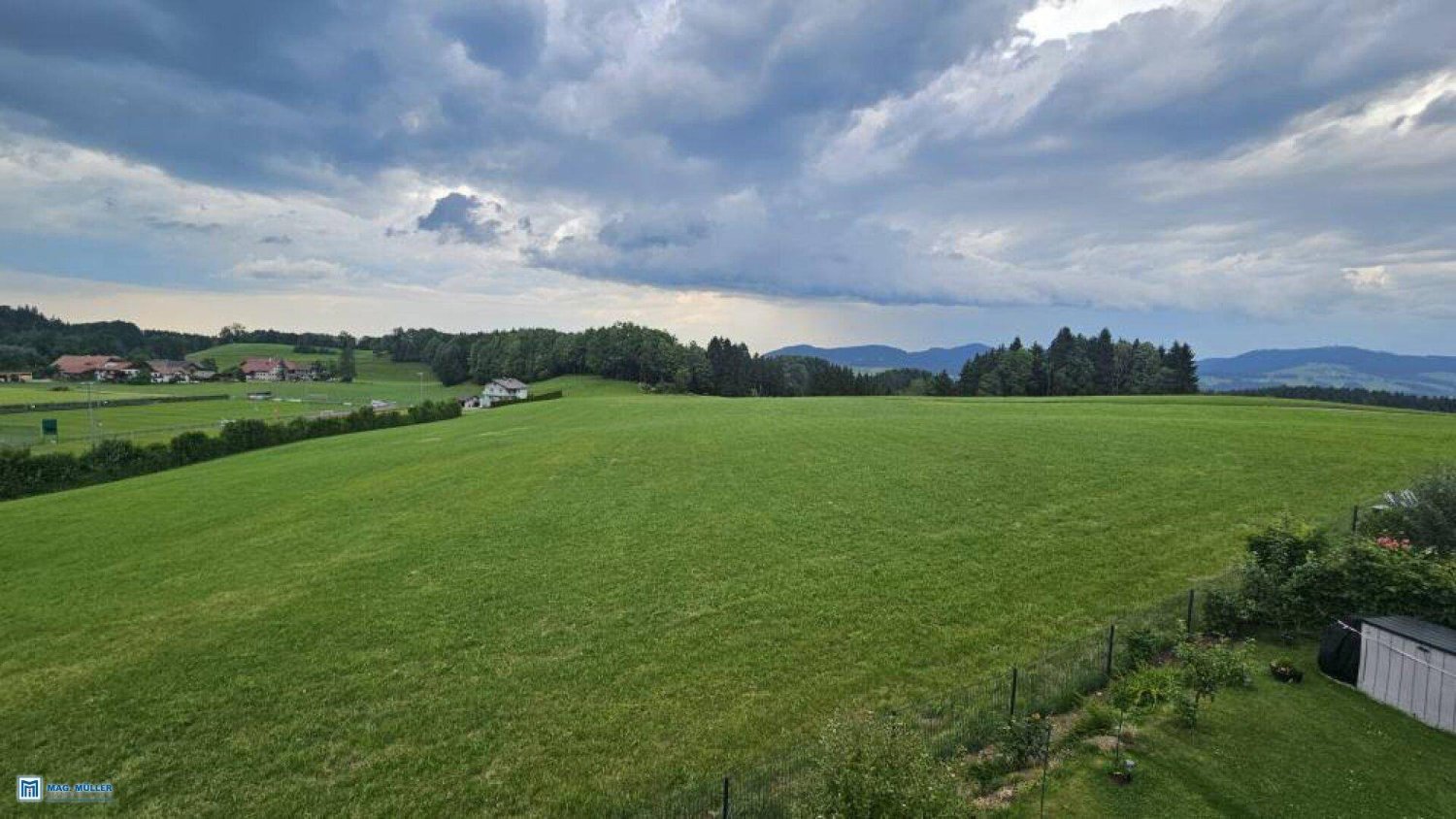 3 rooms Apartment in Hof bei Salzburg, Austria No. 153068