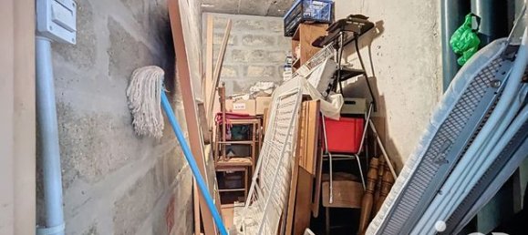 Studio in Pontoise, France No. 304073 13