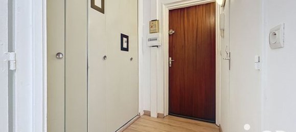 Studio in Pontoise, France No. 304073 8