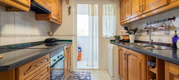 4 bedrooms Apartment in Malaga, Spain No. 111069 6