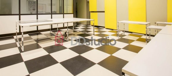 Bureau à Bergamo, Italy 550m² No. 106476 17