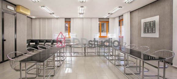 Bureau à Bergamo, Italy 550m² No. 106476 10