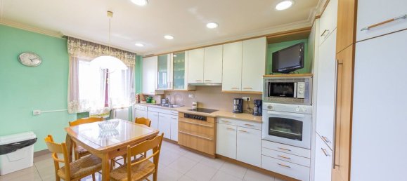 4 bedrooms Apartment in Santander, Spain No. 154279 4