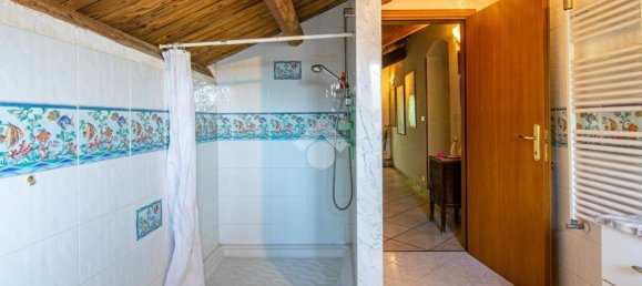 4 bedrooms House in Ferrara, Italy No. 213283 31