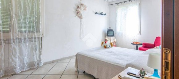 4 bedrooms House in Ferrara, Italy No. 213283 26