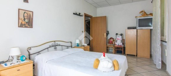 4 bedrooms House in Ferrara, Italy No. 213283 28