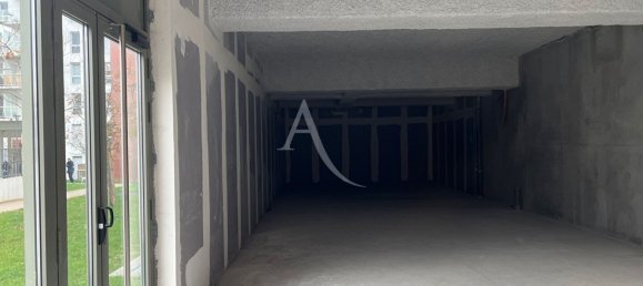 Gewerbliche Immobilie in Lille, France 123m², Nr. 39254 2