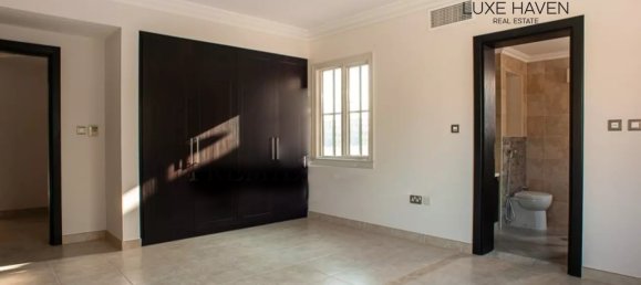 4 Schlafzimmer Villa in Jumeirah Golf Estates, UAE, Nr. 7409 7