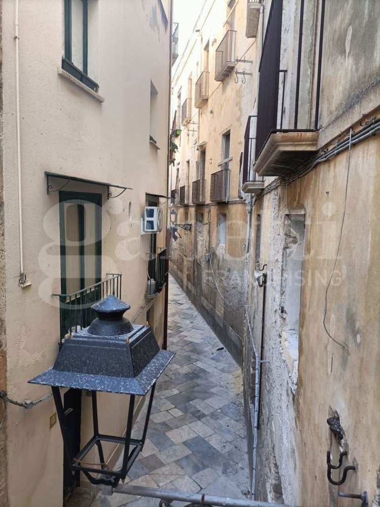3-salle Appartement à Trapani, Italy No. 351419