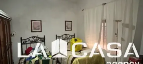 2 Schlafzimmer Haus in La Linea de la Concepcion, Spain, Nr. 166871 3