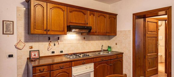 Apartamento de 2 dormitorios en Castiglione della Pescaia, Italy No. 168463 8