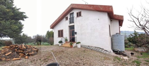 8 rooms Villa in L'Aquila, Italy No. 24777 4