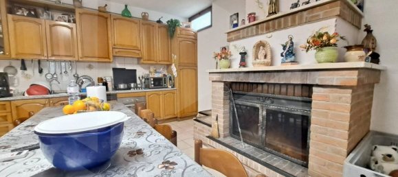 8 rooms Villa in L'Aquila, Italy No. 24777 14