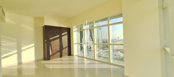 3 bedrooms Apartment in Al Reem Island, UAE No. 26811 5