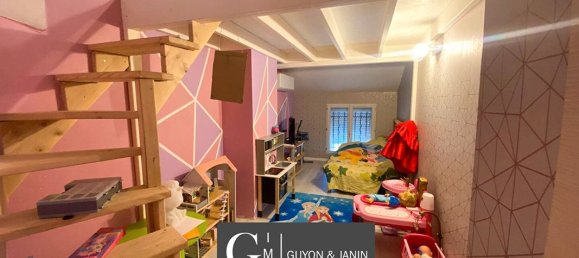 4 bedrooms House in Ain, France No. 290570 12