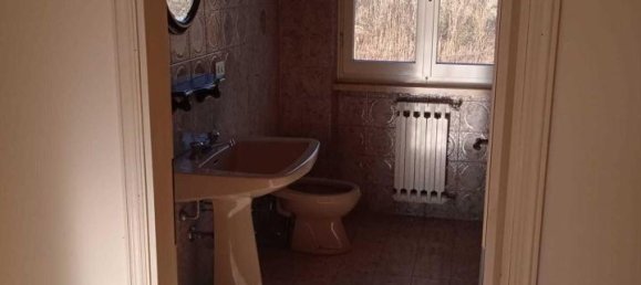 Villa de 7 divisões em Massa, Italy N.º 125965 5