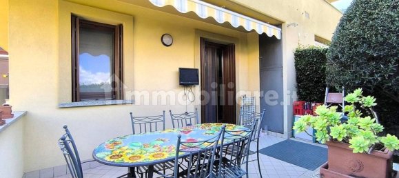 3 bedrooms Villa in Valmadrera, Italy No. 285517 2