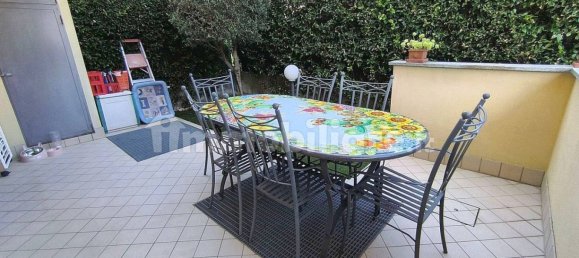 3 bedrooms Villa in Valmadrera, Italy No. 285517 3