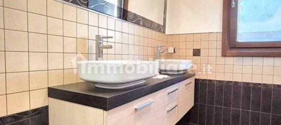 3 bedrooms Villa in Valmadrera, Italy No. 285517 15