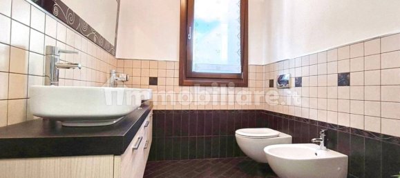 3 bedrooms Villa in Valmadrera, Italy No. 285517 17