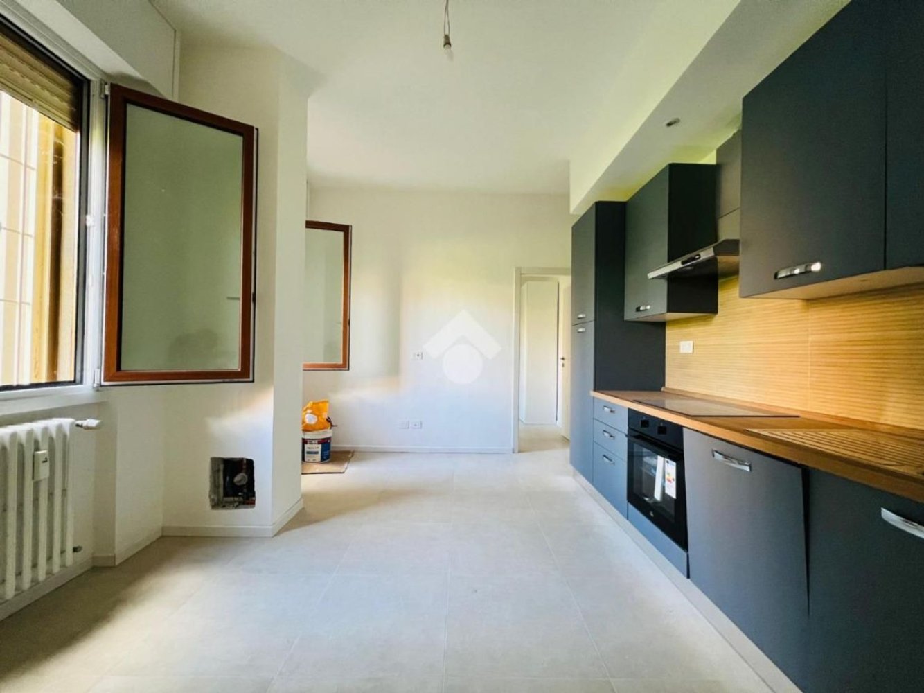 3 Schlafzimmer Wohnung in Milan, Italy, Nr. 360701