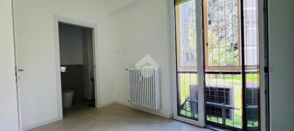 3 Schlafzimmer Wohnung in Milan, Italy, Nr. 360701 20