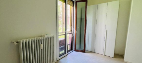 3 Schlafzimmer Wohnung in Milan, Italy, Nr. 360701 19
