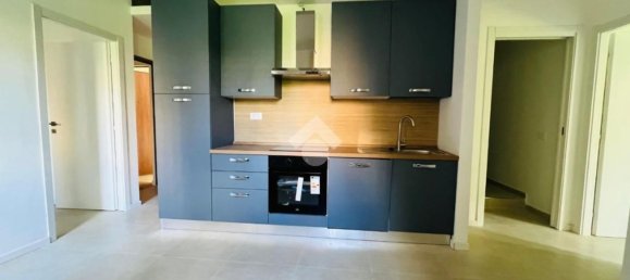 3 Schlafzimmer Wohnung in Milan, Italy, Nr. 360701 6