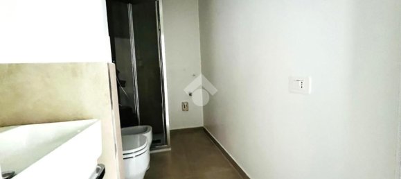 3 Schlafzimmer Wohnung in Milan, Italy, Nr. 360701 7