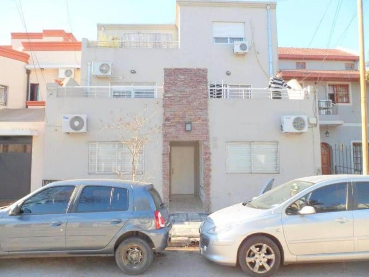 Studio in Buenos Aires, Argentina No. 92899