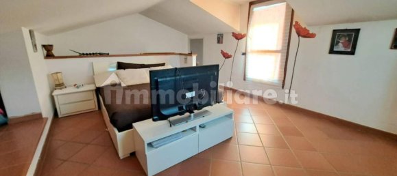 3 Schlafzimmer Haus in Empoli, Italy, Nr. 337614 18