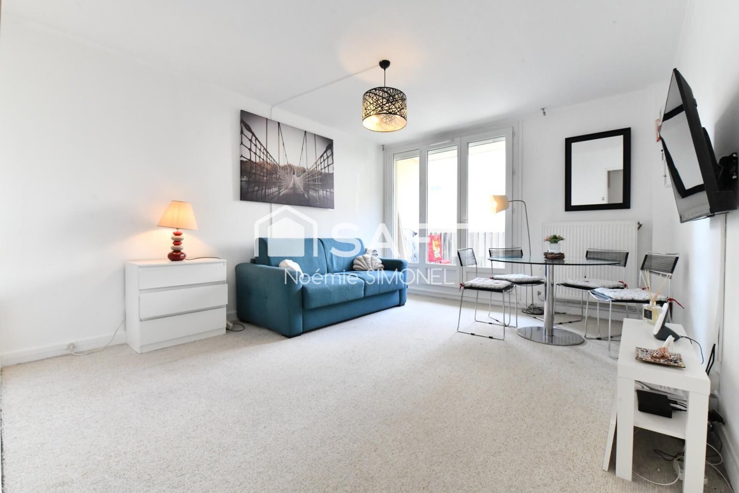 2 rooms Apartment in Chilly-Mazarin, France No. 326599