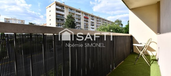 2 rooms Apartment in Chilly-Mazarin, France No. 326599 6