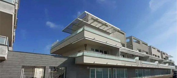 58m² Commercial property in Ravenna, Italy No. 363123 2