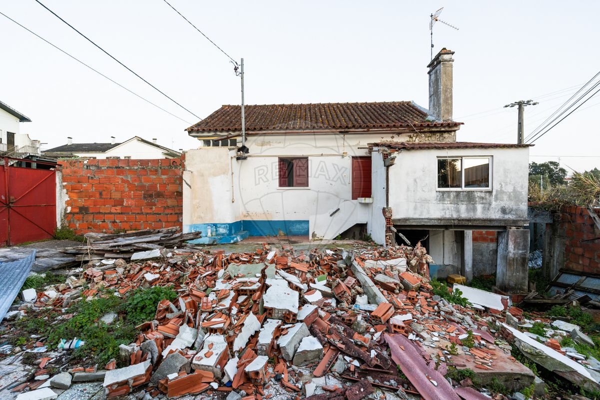 2 bedrooms House in Monte Redondo, Portugal No. 27010