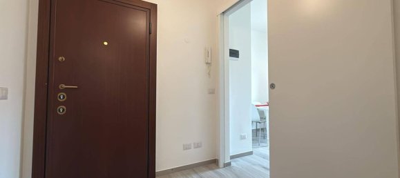 1 Schlafzimmer Wohnung in Milan, Italy, Nr. 274222 10