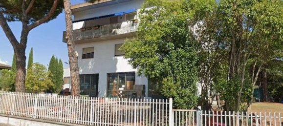 4 rooms Apartment in Perugia, Italy No. 45681 39