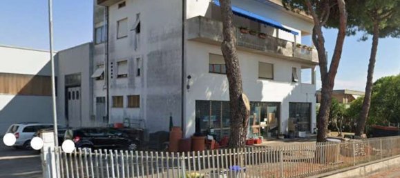 4 rooms Apartment in Perugia, Italy No. 45681 31