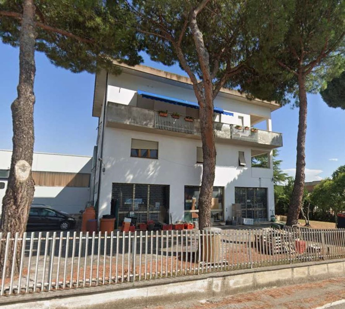 4 rooms Apartment in Perugia, Italy No. 45681