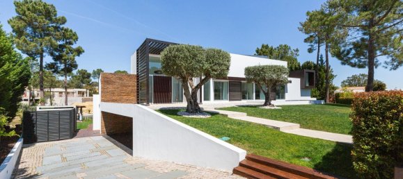5 bedrooms Villa in Quinta do Conde, Portugal No. 111230 2