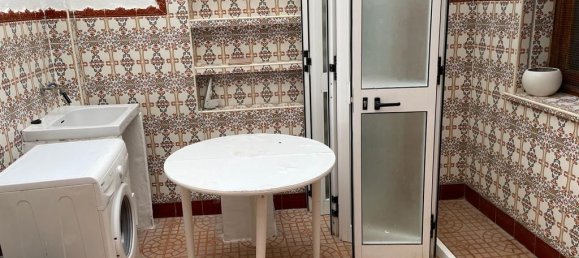 Gebäude in Torremolinos, Spain 323m², Nr. 79738 2