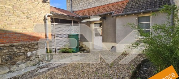 2 chambres Maison à Vailly-sur-Aisne, France No. 90733 2