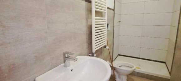 2-salle Appartement à Vicopisano, Italy No. 41675 13