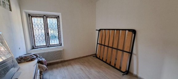 2-salle Appartement à Vicopisano, Italy No. 41675 11