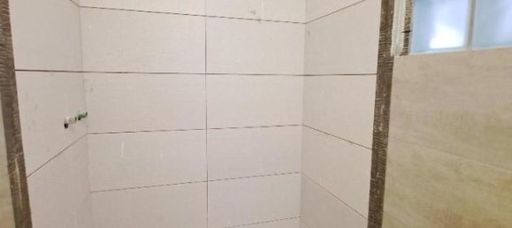 2-salle Appartement à Vicopisano, Italy No. 41675 14