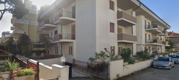 4 rooms Apartment in Alba Adriatica, Italy No. 234803 4