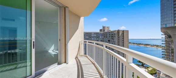 2 Schlafzimmer Gewerbliche Immobilien in Miami, USA, Nr. 615826 11